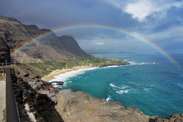 Cruise Ship pick-up, tour of Oahu, with drop-off at the Airport or Cruise Ship - Photo 1 of 3